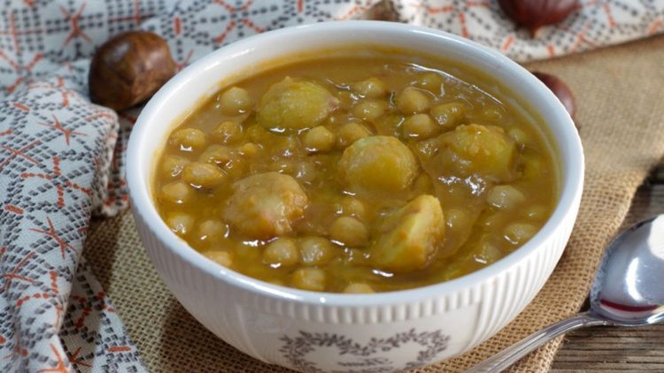 soupe de châtaignes et pois chiches au Thermomix