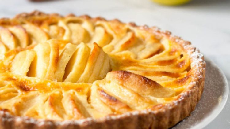 tarte aux pommes normande