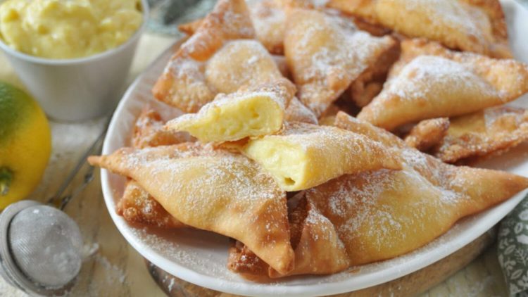 triangles feuilletés à la crème pâtissière au citron
