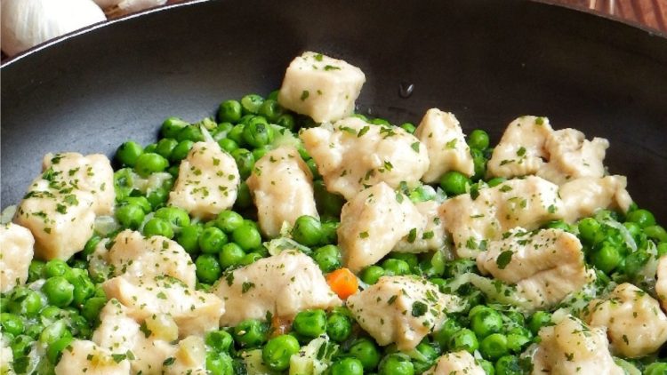 poulet aux petits pois