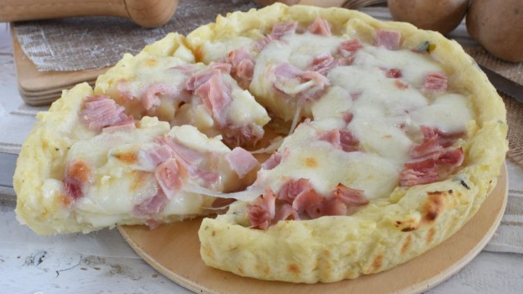tarte aux pommes de terre jambon et mozzarella
