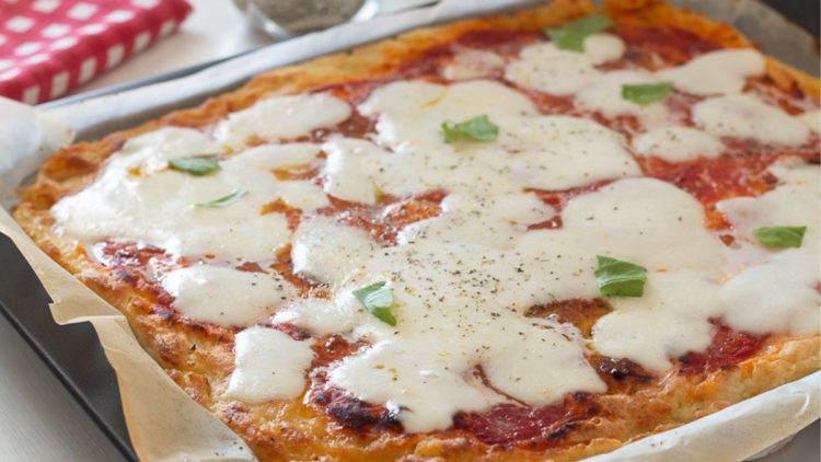 Pizza à base de pomme de terre facile et rapide