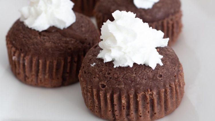 cupcakes au chocolat et aux pommes  
