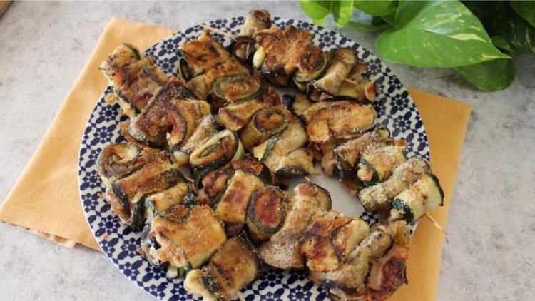 brochettes d’aubergines et courgettes
