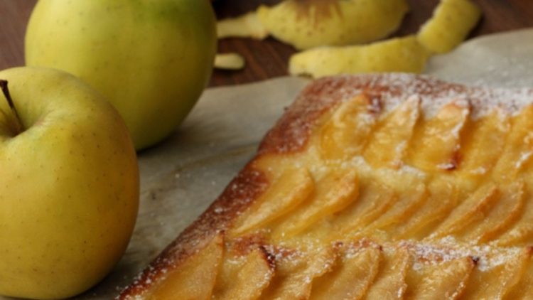 tarte feuilletée aux pommes rapide