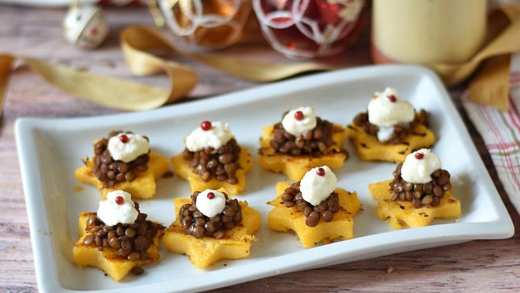 canapés de polenta aux lentilles