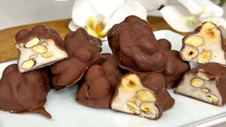 friandises au chocolat, aux noix et au miel