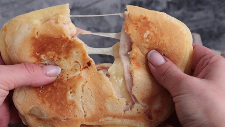 pancakes fourrés au jambon et fromage