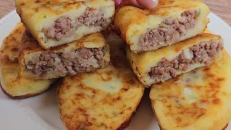 boulettes de pommes de terre farcies à la viande hachée