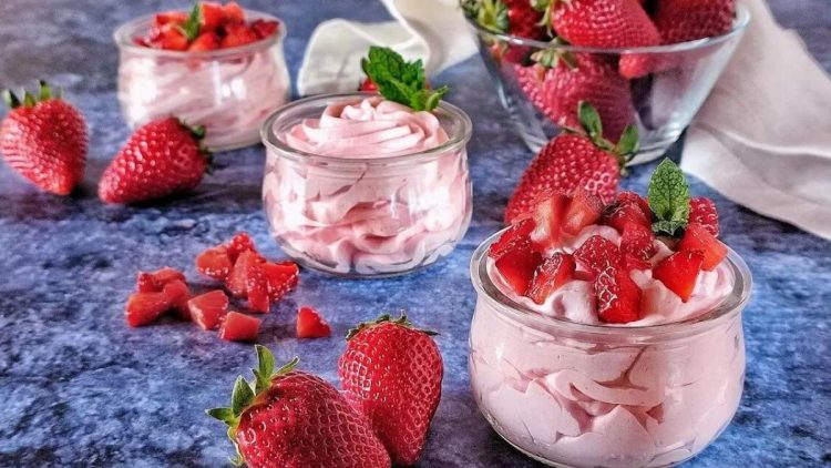 mousse aux fraises grand-mère
