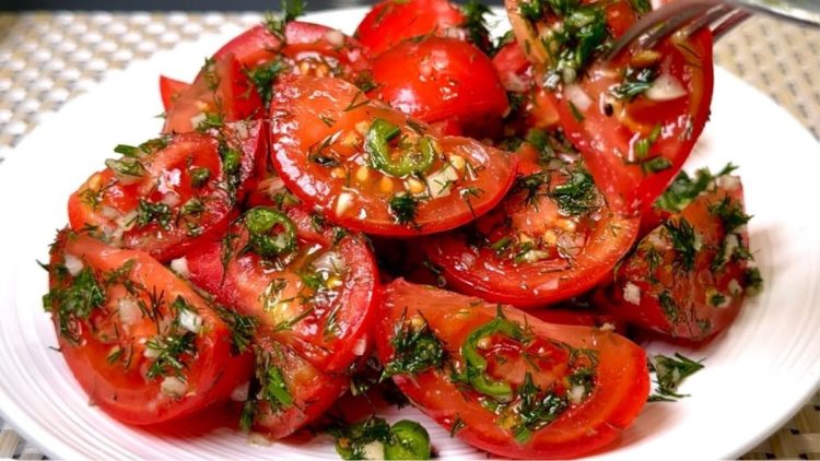 salade de tomates au vinaigre