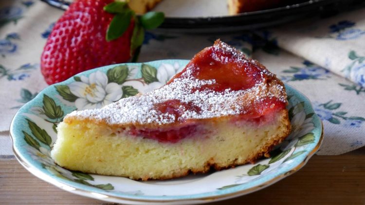 gâteau qui pleure aux fraises