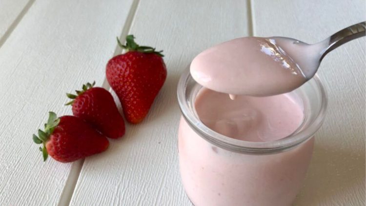 yaourt aux fraises maison
