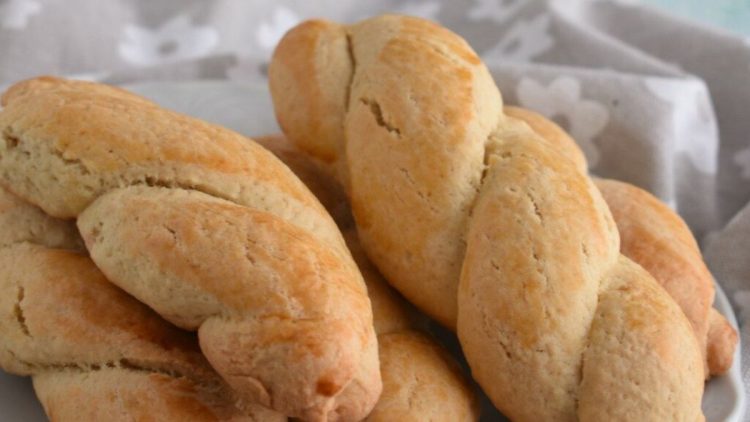 biscuits tressés au lait