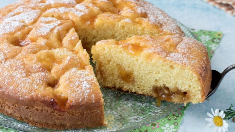 gâteau très moelleux à la confiture