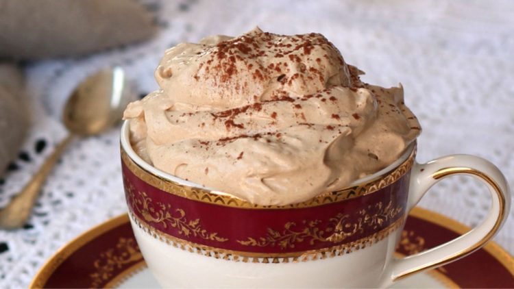 mousse au café en bouteille