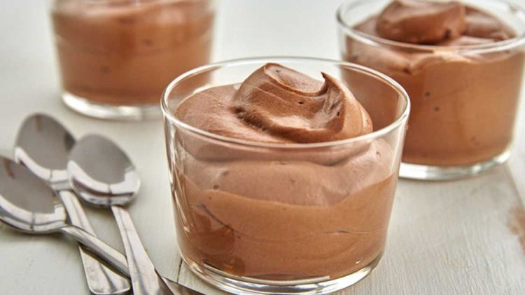 Mousse croustillante au chocolat Cyril Lignac