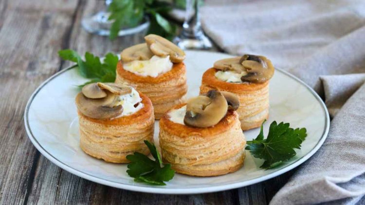 Vol-au-vent au gorgonzola et champignons
