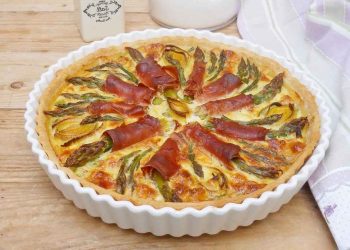 Quiche aux asperges et jambon cru