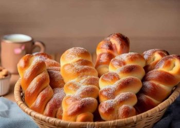 Brioches Tressées Moelleuses à la Crème