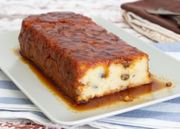 flan de semoule aux raisins secs et caramel 