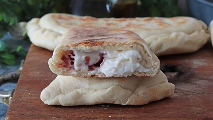 calzones au jambon et fromage