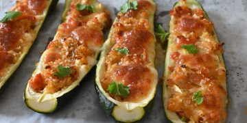 courgettes farcies aux tomates cerises et fromage