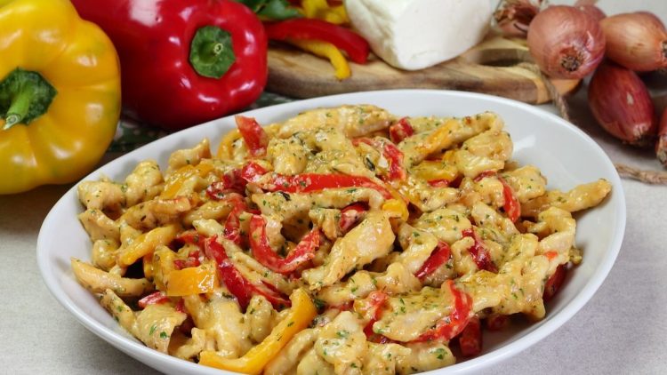 émincés de poulet aux poivrons