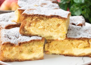 gâteau aux pommes et à la crème pâtissière
