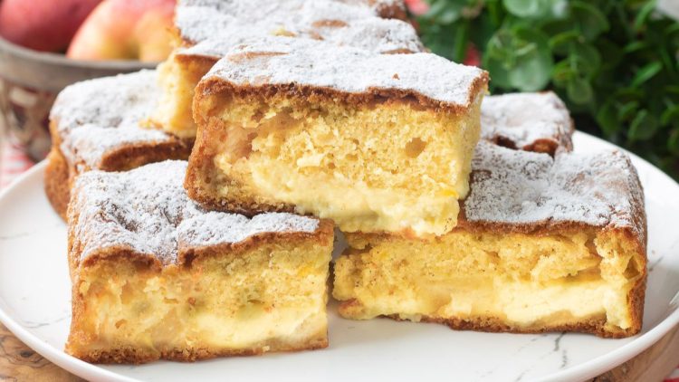 gâteau aux pommes et à la crème pâtissière