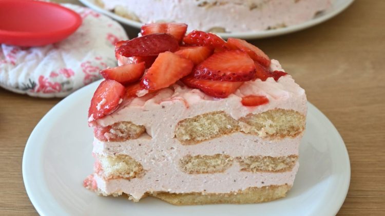 gâteau tiramisu aux fraises sans cuisson