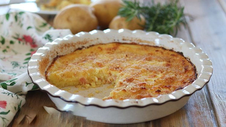 gratin pommes de terre, jambon et fromage
