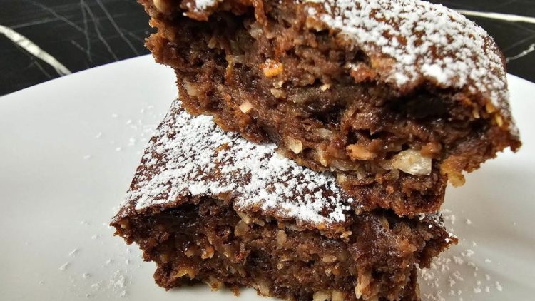 mini cakes à la noix de coco, banane et cacao