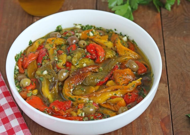 salade de poivrons aux olives