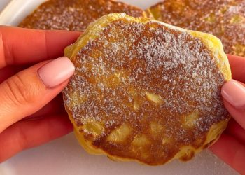 pancakes aux pommes et au yaourt