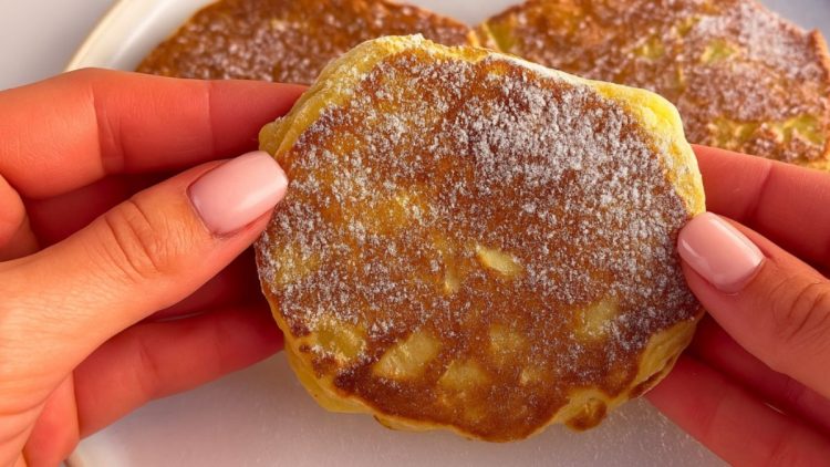 pancakes aux pommes et au yaourt